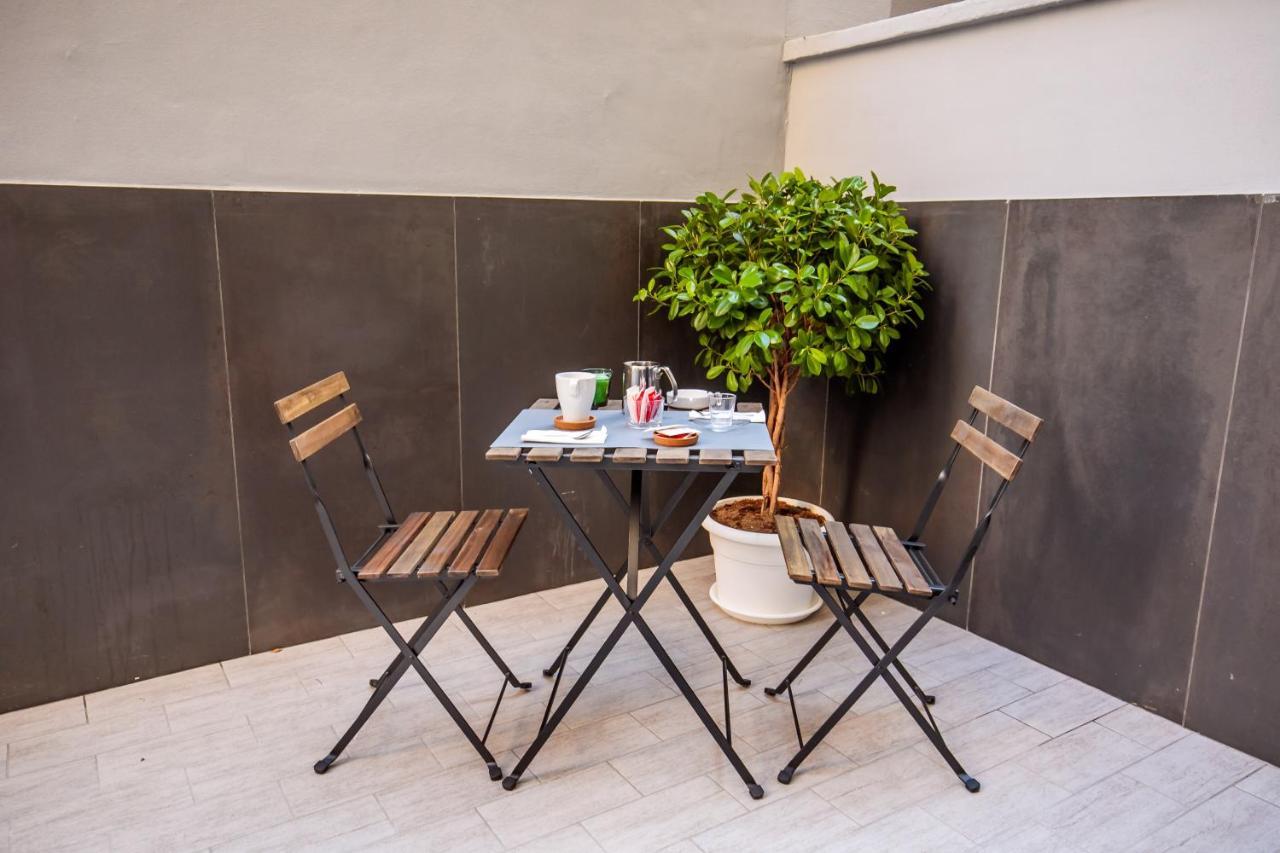 Medusa Cilea Guest House Neapel Exterior foto